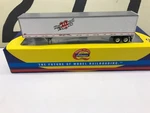 Athearn Ho Scale Heartland Express 53' Duraplate Trailer Rtr. Fixed Price $44.95.