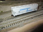 Micro Trains Slovay Minerals 4600 Ft 3 Bay Hopper / Smnx Rd # 472. Fixed Price $14.00.