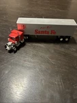 Lionel 16940 Santa Fe Piggy Back Trailer Vintage Collectiblew/kenworth Tractor. Fixed Price $38.00.