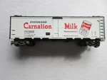 Ho Scale Athearn Carnation Milk 40' Steel Reefer W/ Kadees Cm 25003. Fixed Price $13.99.