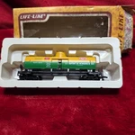 Life Like Dupont Dupx 2679 Ho Scale. Single Dome Tank Car. Fixed Price $9.20.