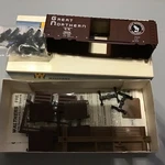 Walthers Ho Scale 40 Great Northern Box Car #932-3718 Brand New!!!. Fixed Price $20.99.