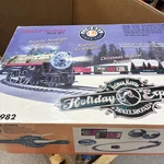 Lionel Neiman Marcus Holiday Express 6-31982 Christmas Musical Boxcar. Fixed Price $206.99.