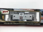 Ho Atlas 6201-1 Burlington Route Extended Vision Caboose Cb&q #13651 Brand New. Fixed Price $30.00.