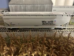 Walthers Scale Union Pacific 3 Bay Covered Hopper #90687. Fixed Price $18.00.