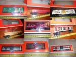 O/O-27 Lionel & Mth Christmas Boxcars In Boxes. Buyers Choice.. Fixed Price $30.00.