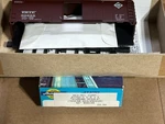 Athearn Bev-bel #1750-1 Ho 40' Box Car Kite; Erie #80228 Tuscan Red; Nib. Fixed Price $7.99.