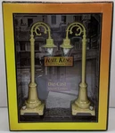 Mth 30-1067 Scale #59 Cream Gooseneck 2-LAMP Set Nib. Fixed Price $34.99.