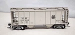 New Haven PS-2 Bay Covered Hopper Car 117015 Mtl Whl Kadee Atlas 1814 Rtr. Fixed Price $14.95.