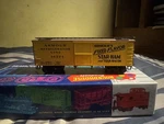 Roundhouse 36 Wood Billboard Reefer, Armour Refrigerator Line #14371, Rtr. Fixed Price $22.99.