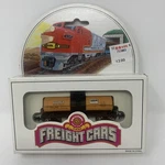 Nip Bachmann Scale Freight Cars Hooker Chemicals Plastic 41' Tank. Fixed Price $11.24.