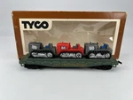 Tyco #351-A Ho Scale Western Flat Car W/ Tractors Green Box Good. Fixed Price $12.99.