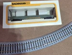 Bachmann Ho Western Maryland Flat Car 2476 Loads Green/white Two-rail Analog. Fixed Price $14.99.