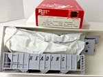 Robins Rails Bev-bel PS-2 Covered Hopper Kit Reading # 789642 Nib. Fixed Price $28.00.