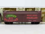 Micro-trains Mtl 05800350 Hpfl Heinz Sweet Mixed Pickles 36' Reefer #2042. Fixed Price $29.95.