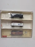 3 Roundhouse Scale Train Cars Schlitz Beer, Palace Stock Co, Hercules Powder. Fixed Price $39.99.