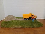 K-line Operating Dump Truck Construction Scene "0" Gauge K-42414. Fixed Price $39.99.