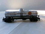 Model Power Mantua Classics 732593 Ho Scale 40' Single Dome Tank, Gulf #15592. Fixed Price $18.10.