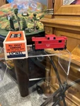 Spectacular Lionel Prewar 0027 1939 3-RAIL Caboose From Set NO.0082W W/box. Fixed Price $150.00.