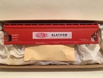 Athearn 1903 Dupont 55 Acf Centerflow 4-BAY Covered Hopper Unassembled Kit. Fixed Price $12.00.