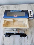 Atlas Gulf Tank Car 5772 Industrial Rail 1005007 New. Fixed Price $25.75.