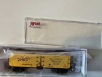Atlas 50005617 N Scale 40' Wood Reefer Blatz Beer Boxcar #23107. Fixed Price $27.50.