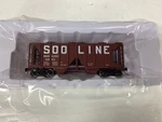 Bowser #73285 Scale Soo Line" 70 Ton Covered Hopper Rd. #8951. Fixed Price $27.99.