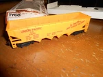Scale Tyco 344E 4-BAY Hopper Union Pacific Up 62040 Yellow Model Freight Car. Fixed Price $8.20.