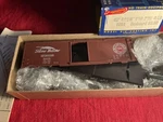 Roundhouse Ho-scale 40 Seaboard Roundtop Boxcar Kit #1084 Brand New!!!. Fixed Price $19.99.