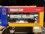 Life-like Trains Ho Scale Allied Chemical Liquid Cl Tank Car 21905 68075. Fixed Price $11.99.