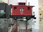 Bachmann Scale Big Hauler Santa Fe Wide Cupola Caboose 425. Clean. Fixed Price $9.99.