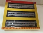 Round House #79121 Scale Amtrak Streamline Passenger Set 3 Pack. Fixed Price $94.99.