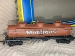 A.h.m. Ho Scale 5480D "mobilgas" 3 Dome Tank Railroad Train Car Nos. Fixed Price $18.94.