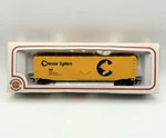 Ho Scale Bachmann Chessie System B&o 11098 Yellow Box Car Freight Train. Fixed Price $17.99.
