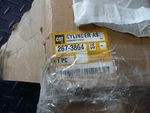 Cylinder As Caterpillar 267-3864. Fixed Price $1000.00.