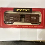Tyco Mk & Stock Car Brown Ho Scale 1:87 Model Railroad Freight 312C:250. Fixed Price $10.00.