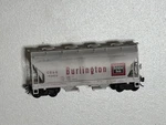 Micro-trains 92070 Burlington Route Bay Covered Hopper Cb&q 183922. Fixed Price $14.99.