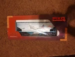 Piko 38939 Scale Warbirds Boeing B-17 Flying Fortress Hopper. Fixed Price $99.99.
