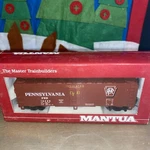 Ho Mantua Heavyweight Pennsylvania 40' Steel-side Reefer Rd # 19499. Fixed Price $9.99.