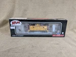 Atlas Ho Union Pacific Cupola Caboose Car #20 003 015 Yellow 25201 Nos. Fixed Price $44.99.
