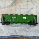 Lionel 6-6101 Burlington Northern Covered Hopper W/12 Opening Hatches. Fixed Price $24.95.