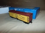 Atlas 2 Rail 9173-0 Ballantine Beer 40 Foot Wood Reefer + Box. Fixed Price $45.00.