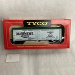 Tyco Ho Scale #T329G Dairymen League Refrigerator Car- New In Box. Fixed Price $24.99.