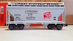 Lionel 1993 Lcca Detroit & Toledo Shore Line 2 Bay Center Flow Hopper NOS(AA-717. Fixed Price $29.95.
