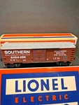 Lionel Gauge Southern "serving South"boxcar 6464-298 D/c Trucks #29214 Nib. Fixed Price $22.00.