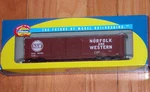 Ho Athearn 92429 50' Double Door Boxcar Norfolk Western N&w 318680. Fixed Price $29.99.