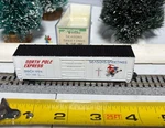 Bev-bel Scale North Pole Express Christmas Boxcar Bbcx 1994 W/. Fixed Price $17.99.