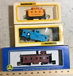 Ho Cabooses: 2BACHMANN (up Bobber, Rock Extended Vision), 1 Ahm Pennsylvania (c). Fixed Price $13.50.