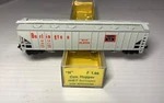 Ahm Minitrains Scale 4446 Burlington 4-BAY Centerflow Covered Hopper Nos. Fixed Price $7.50.