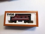 Tyco Caboose 689 Scale 40 8-WHEEL General Purpose With Original Box. Fixed Price $6.99.